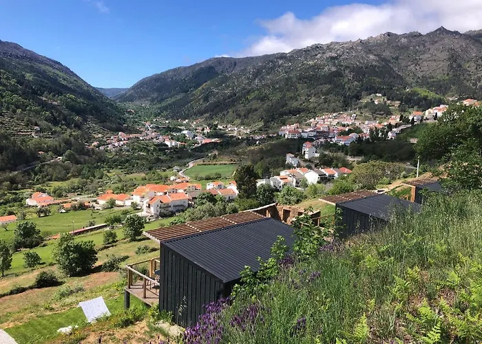 Деревянный коттедж Casa Raposa - Terrace Mountain View