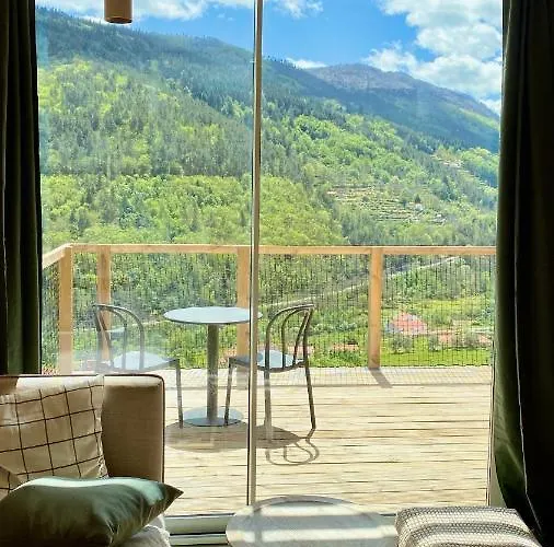 Casa Raposa - Terrace Mountain View Деревянный коттедж Мантейгас